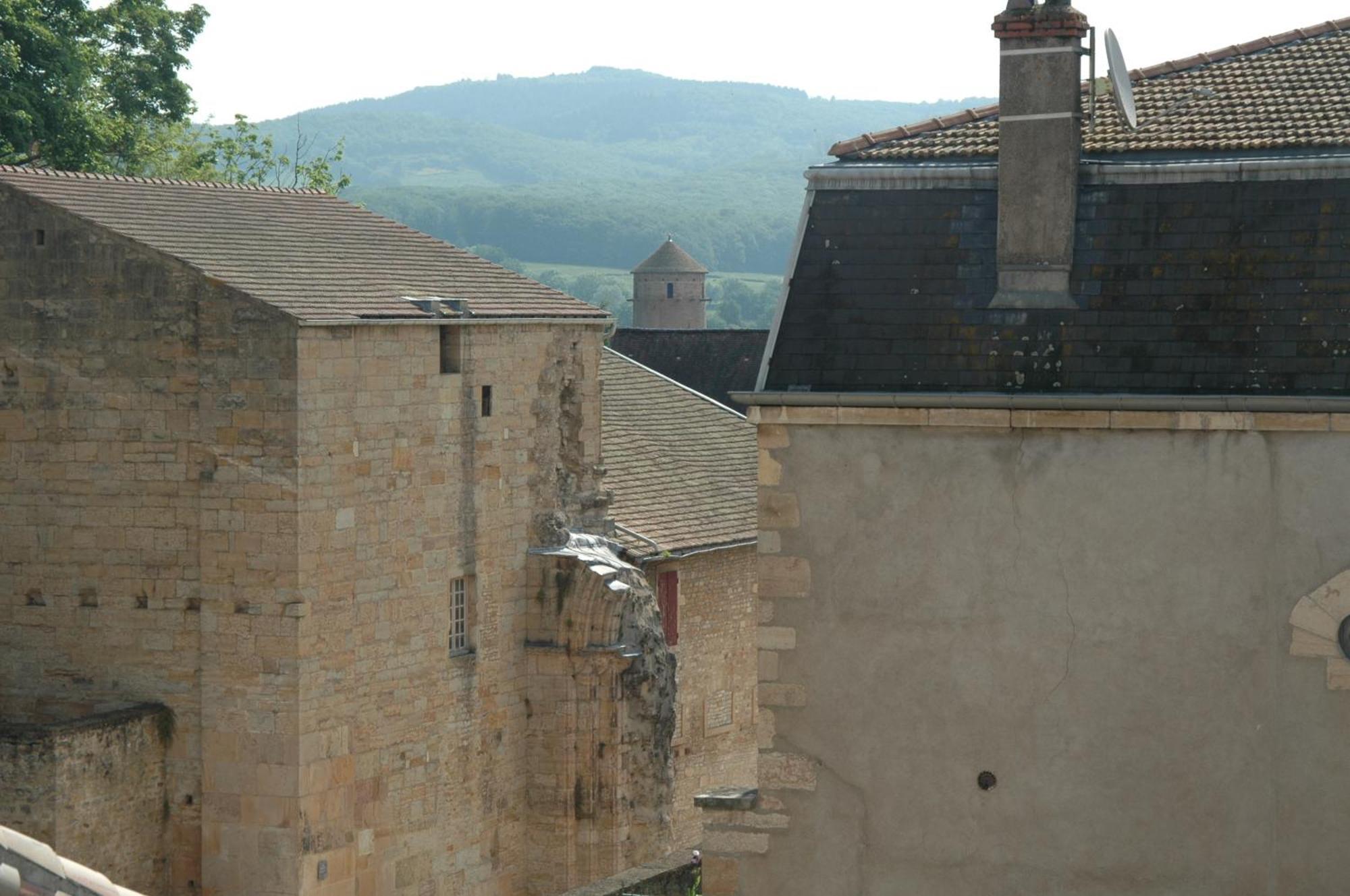 Le Clos De L'Abbaye Cluny Bagian luar foto